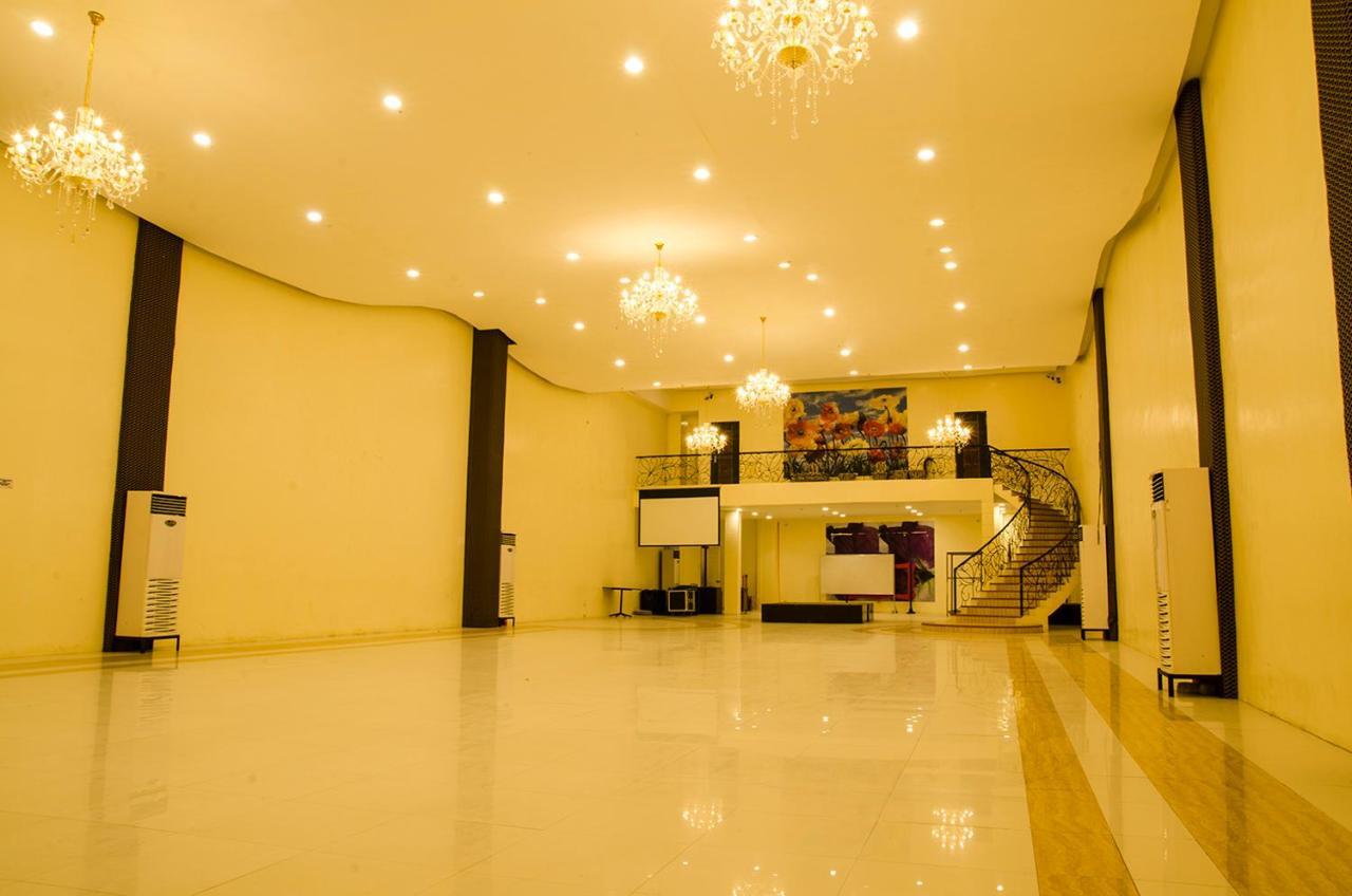 Dreamwave Hotel Ilagan Eksteriør billede